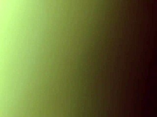 Red-hot sexy bone gets her wet pussy stretched