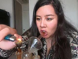 Chilean beauty Lilien gives a deepthroat blowjob