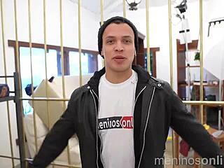 online porn video featuring Matteo Orange as a gay oral expert