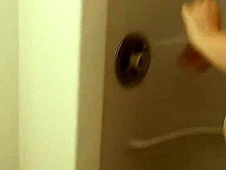 BBW's golden shower: A kitten pleasure ride