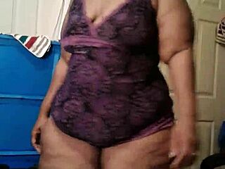 Sexy sbbw ms ann aka dee gets nasty with huge soft ass!