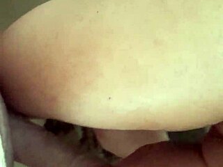 Employee sucks boss's cock in office