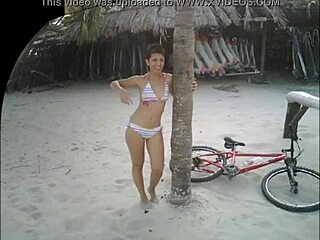 isn't this sexy venezuelan dancer making you hot?