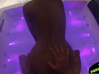 Fitness babe takes on big tits and gets a cumshot