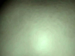 Me cojo a una putita en el pozo del pueblo con errores en el habla