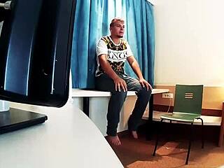 Foot fetish and cock sucking caught on camera in a hotel room