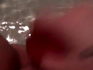 Bbw Amateur Dildo Fucking In Bathtub