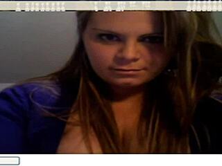 Amateur webcam girl's free porn video