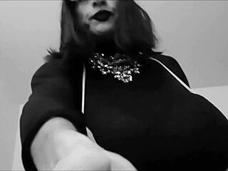 Voluptuous Shemale Whore Karola Ts Shows Big Tits And Cock