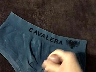 Watch me masturbate and cum deliciously