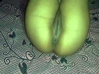 Amador Pica Grande N�o Resistiu A Buceta Quente E Goza Em 5 Minutos