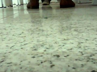 Pega��o No Banheiro Do Shopping Gay