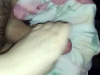 Paja De Chilena Amateur Sacando Leche Deja Tus Comentarios