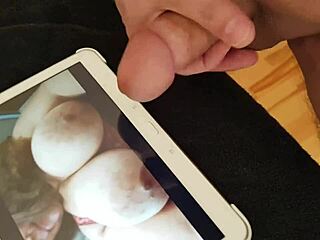 Amateur Masturbates Cock to Cumshot Tribute for Elpapi219