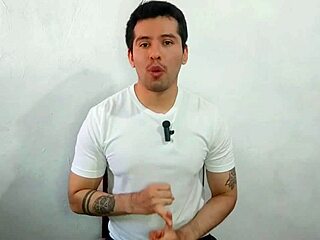 Le Doy Sexo Oral A Mi Compañero En Un Arroyo