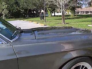 Met Latina Babe From Parking Lot Gets Fucked In My Mustang 67