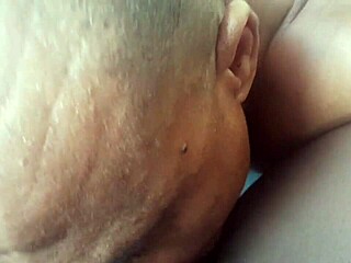 Christmas Eve wish: sucking my cock
