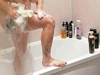 Emma was caught masturbating in the bath