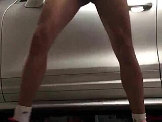 Gay gym rat gets spied on in the garage
