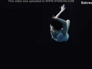 Andrejka Performs Underwater Bikini Moves In Pool