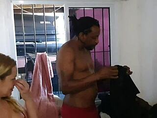 Morena Debuts in Underground Porn Party with Paty Bumbum and Melissa Alecxander