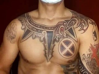 i jacked off to 2019 joker cosplay solo