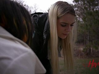 AllHerLuv - 无情爱挑逗与棕发湿近景阴户