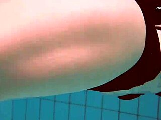 Dashka大奶紧身泳池比基尼惊艳