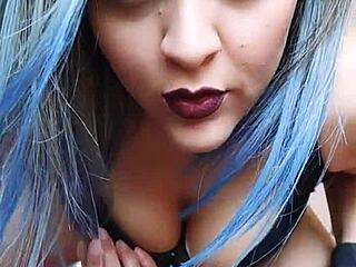 Petite wife enjoys anal sex with a thick, juicy pepino