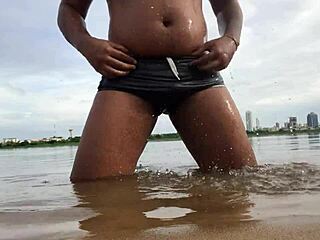 Big boy works hard with massive cock to satisfy Brazilian amateur in homemade clip