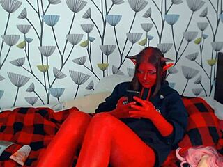 yo, i'm the naughty demon girl, duh!