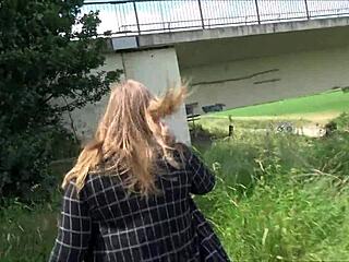 Perverse man uses naive guy for deepthroat