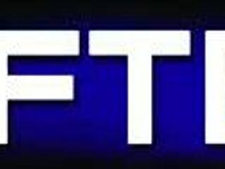 Amber Chase用紧致熟妇骚逼赔偷内裤嘿