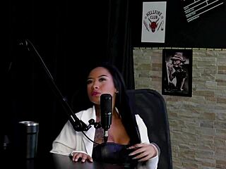 would you sit on this transsexual's cock like paulistinha?