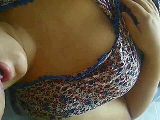 Hey, I woke my stepmom and banged her after a hot blowjob!