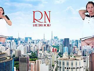 Wow, giant lady without panties struts city streets, tall as King Kong, what a show!