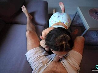 Sexy stepson gets to cum on stepmom's pussy