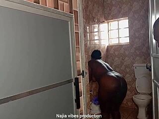 Boss and employee have a short and intense interlude in the bathroom