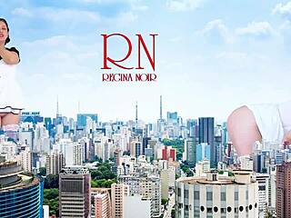 Wow, giant lady without panties struts city streets, tall as King Kong, what a show!