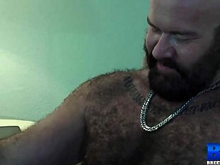 Tyler Griz深喉口交后激烈狂插