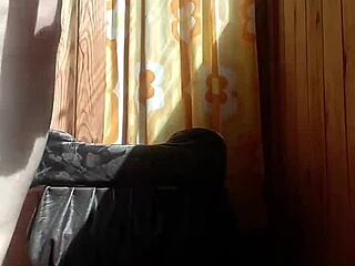 Watch this hot anal sex! Russian gay man with round ass takes big cock!