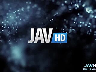 日本美女用顽皮乳头挑逗