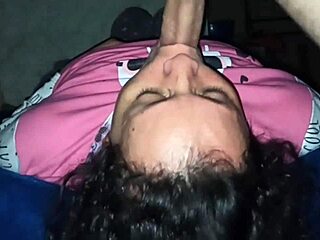 Madura Milf Chups Verga and Kisses Negro for Son's Friend!