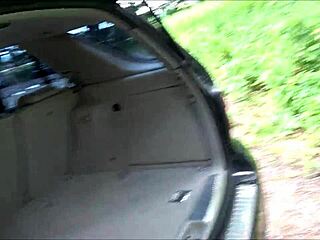 Straightforward and real sex with a big-boobed amateur
