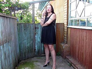 Curvy milf with big tits smokes and pees outdoors, so sexy!