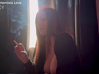 wanna see italian milf artemisia love smoke solo?
