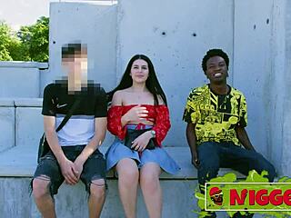 Paola White's BF wants her to ride BBC
