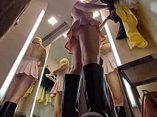 Dressing room spy cam: beautiful models undress