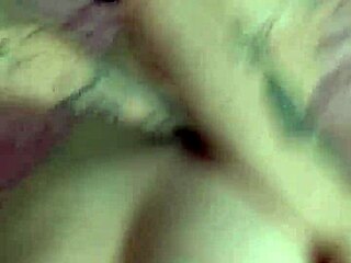 库里蒂巴的丰满护士接受大鸡巴内射