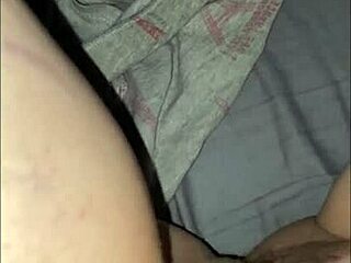 Wanna play with pussy late tonight?